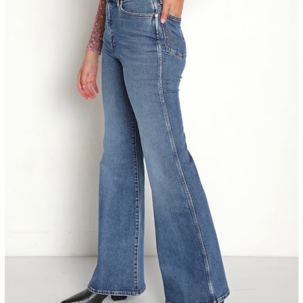 Wrangler the wanderer flare 31x30